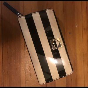 Kate Spade Stripped Clutch Wallet